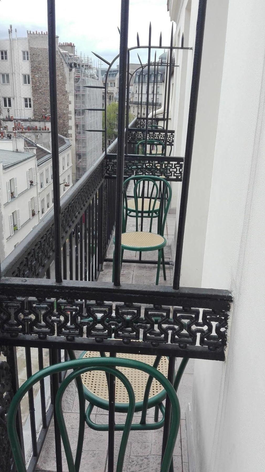Pax Hotel Paris 18E Exterior foto